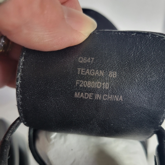 Coach Teagan Black leather sandals - Picture 15 of 15